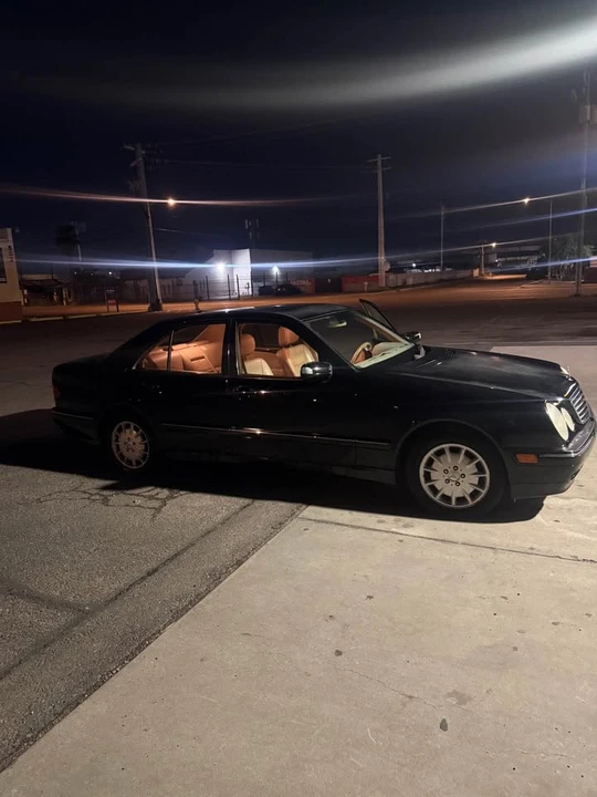 2000 Mercedes-Benz W210 E-Class - Image 12 of 16