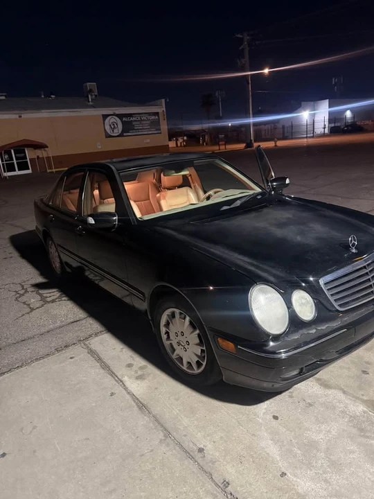 2000 Mercedes-Benz W210 E-Class - Image 14 of 16