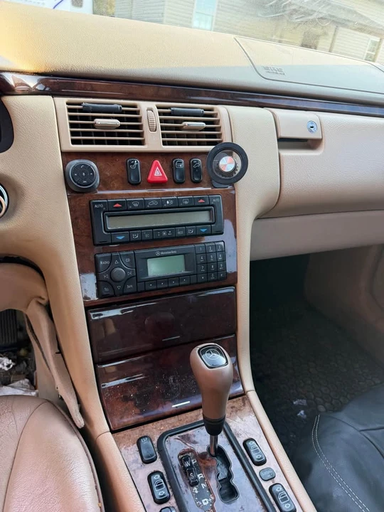 2000 Mercedes-Benz W210 E-Class - Image 3 of 7