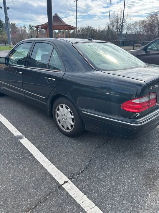 2000 Mercedes-Benz W210 E-Class - Image 3 of 14