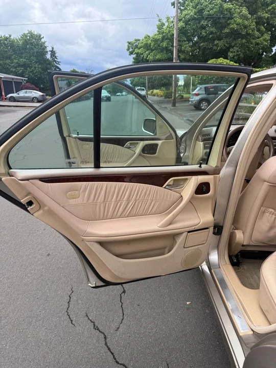2000 Mercedes-Benz W210 E-Class - Image 12 of 18