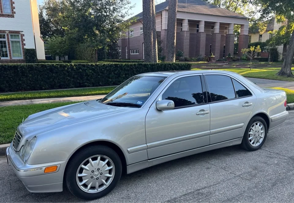 2000 Mercedes-Benz W210 E-Class - Image 2 of 20
