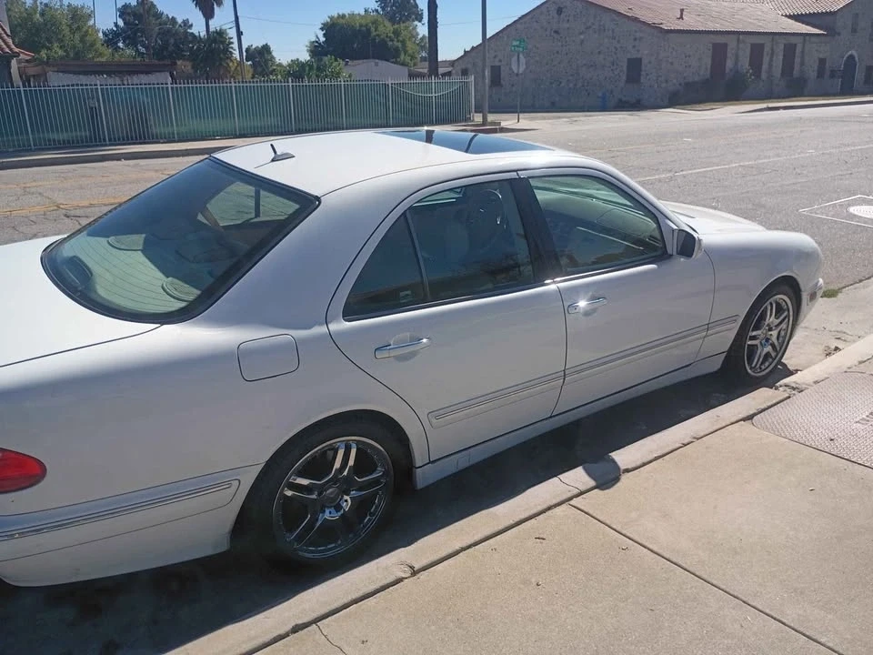2000 Mercedes-Benz W210 E-Class - Image 2 of 5
