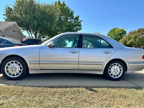 2000 Mercedes-Benz E-Class E 320