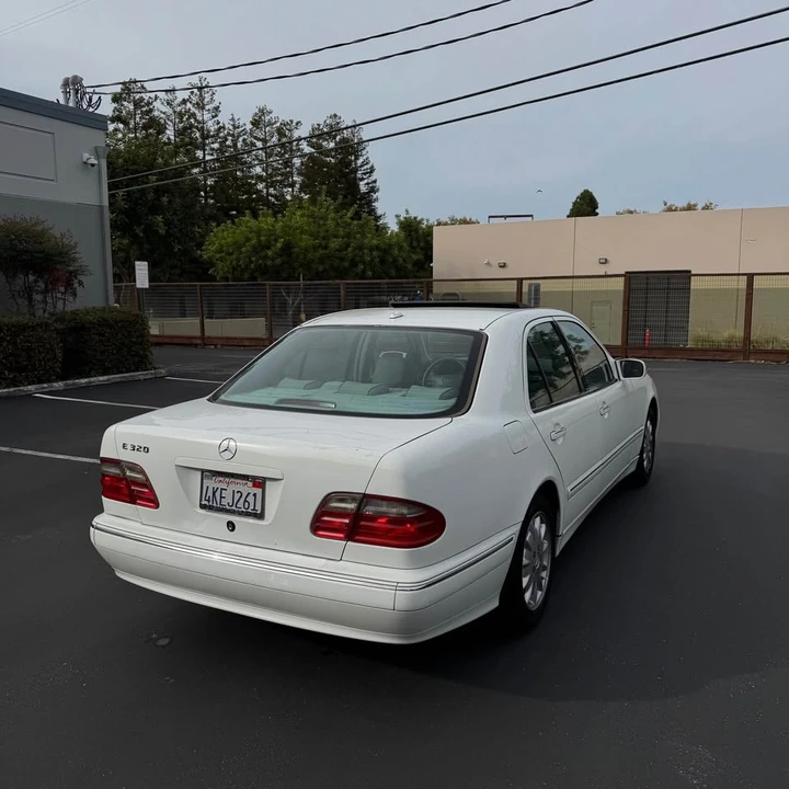 2000 Mercedes-Benz W210 E-Class - Image 5 of 13