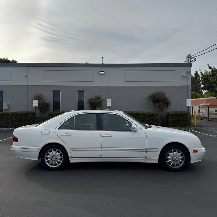 2000 Mercedes-Benz W210 E-Class - Image 4 of 13