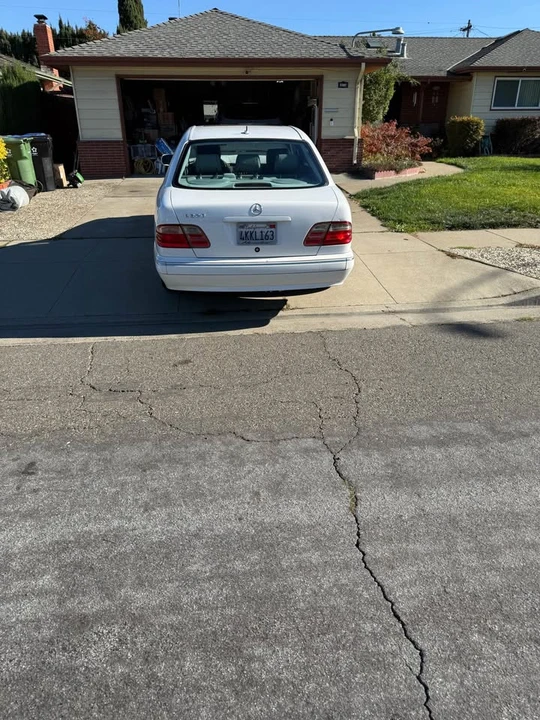 2000 Mercedes-Benz W210 E-Class - Image 6 of 11