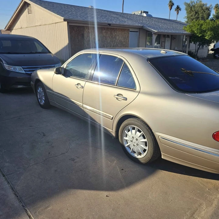 2000 Mercedes-Benz W210 E-Class - Image 2 of 7