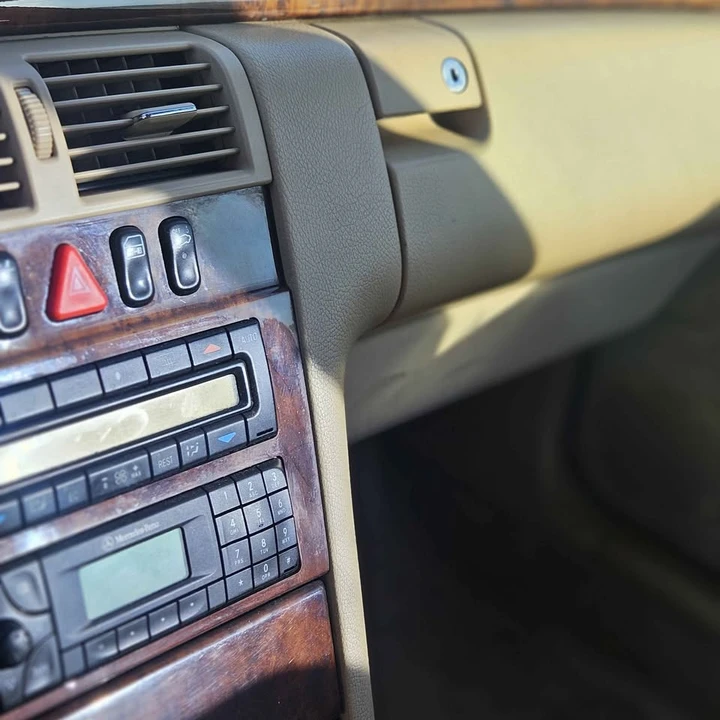 2000 Mercedes-Benz W210 E-Class - Image 3 of 7