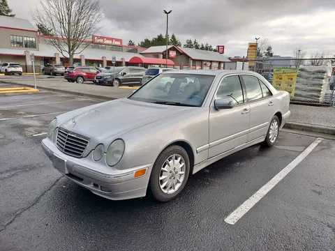 2000 Mercedes-Benz E-Class E 320 Sedan