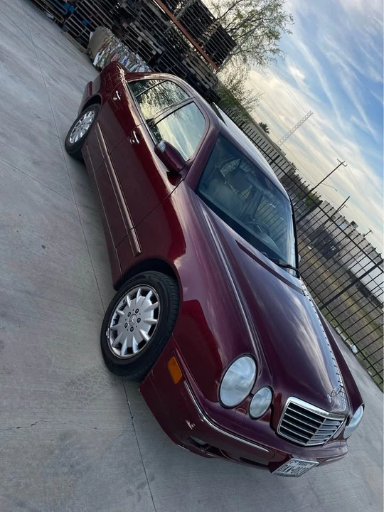 2000 Mercedes-Benz W210 E-Class - Image 2 of 10
