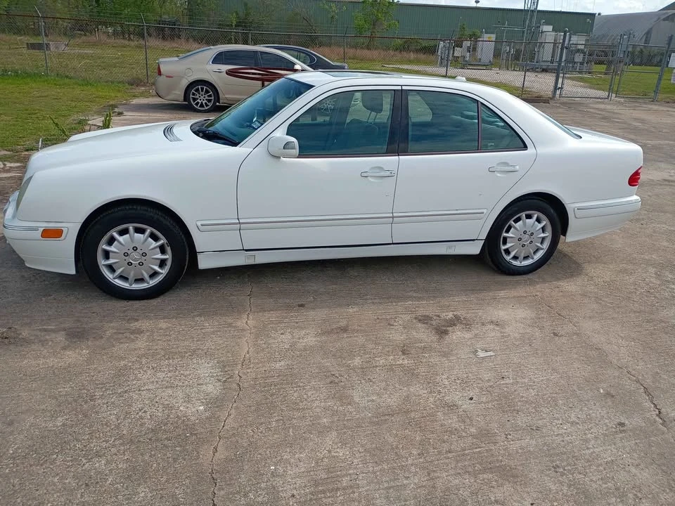 2000 Mercedes-Benz W210 E-Class - Image 17 of 19
