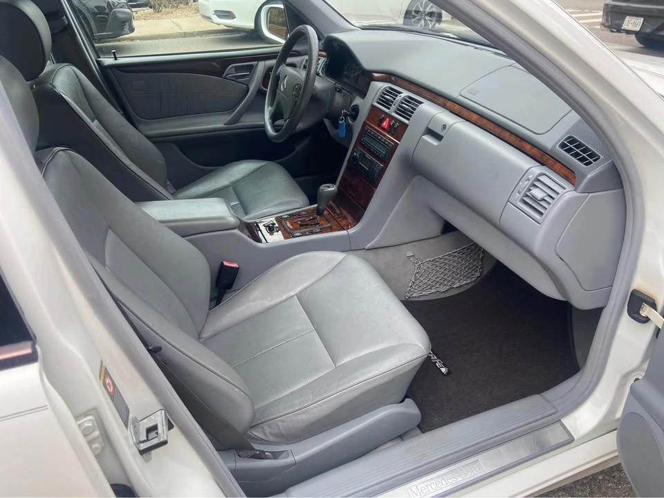 2000 Mercedes-Benz W210 E-Class - Image 11 of 20