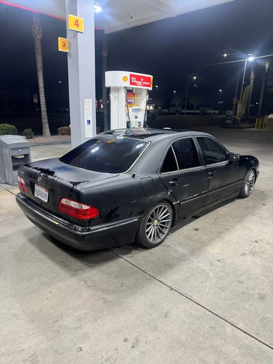 2000 Mercedes-Benz W210 E-Class - Image 2 of 7