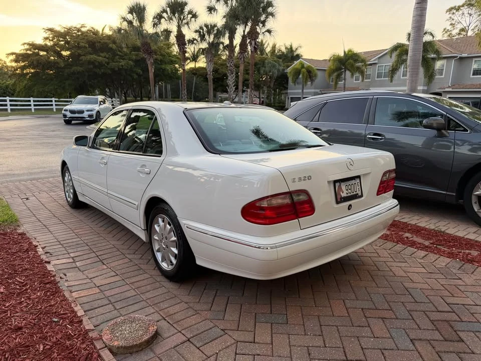 2000 Mercedes-Benz W210 E-Class - Image 5 of 20
