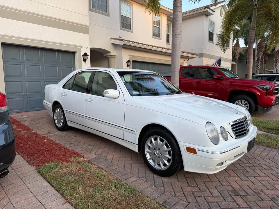 2000 Mercedes-Benz W210 E-Class - Image 2 of 20