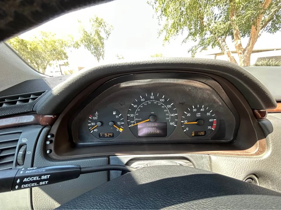 2000 Mercedes-Benz W210 E-Class - Image 12 of 13