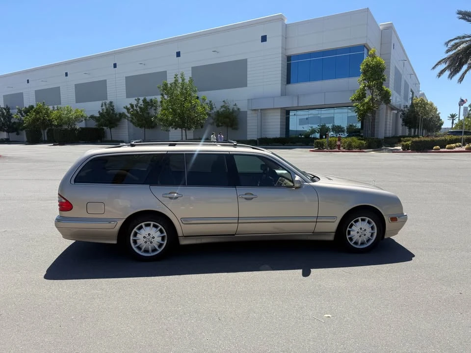 2000 Mercedes-Benz W210 E-Class - Image 4 of 16