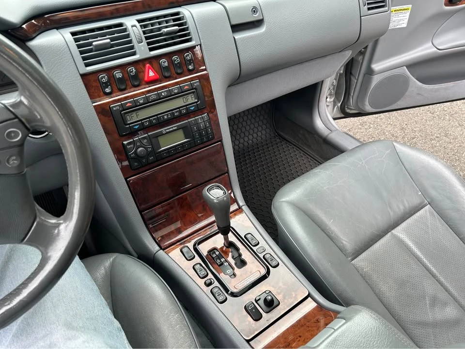 2000 Mercedes-Benz W210 E-Class - Image 6 of 14