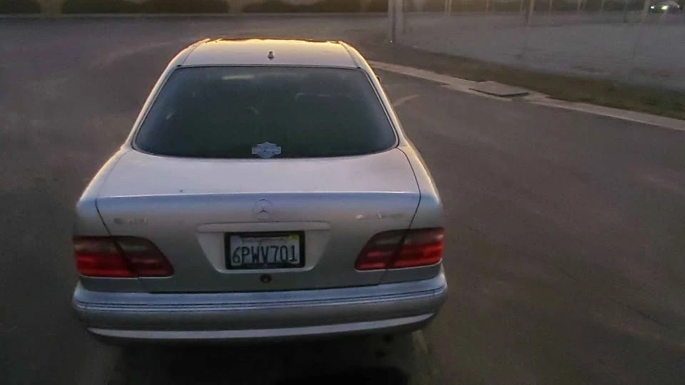 2000 Mercedes-Benz W210 E-Class - Image 2 of 8