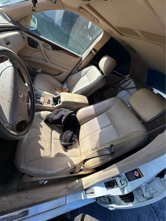 2000 Mercedes-Benz W210 E-Class - Image 2 of 4
