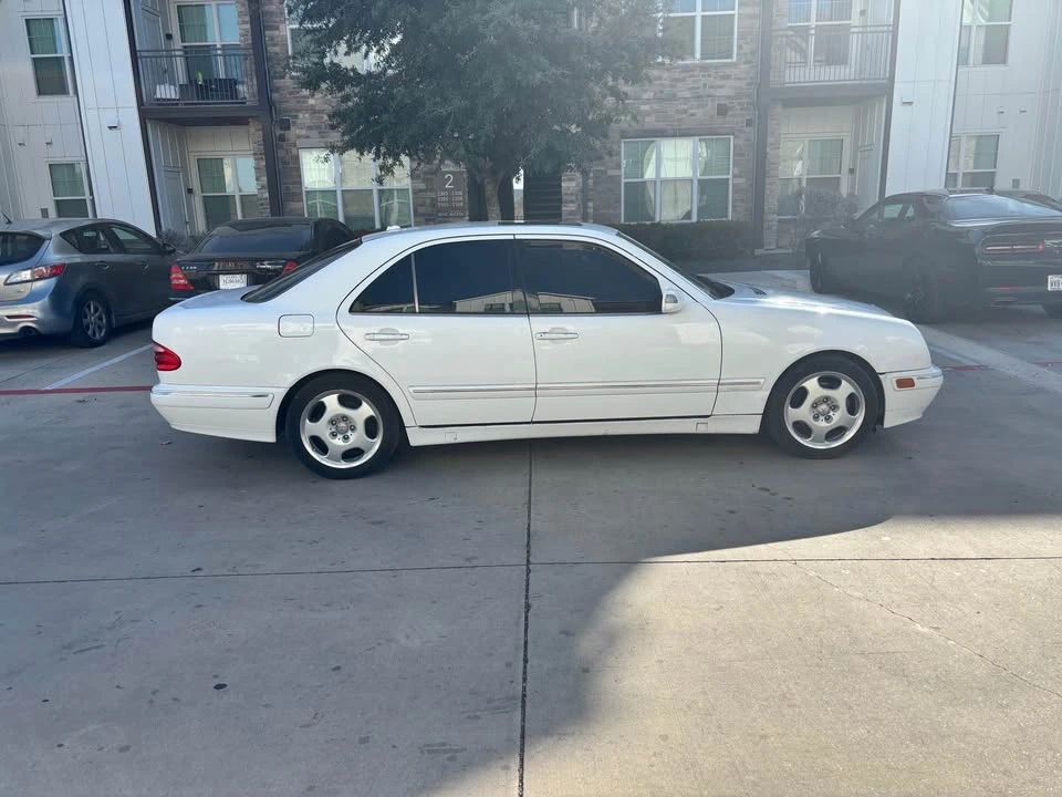 2000 Mercedes-Benz W210 E-Class - Image 2 of 8