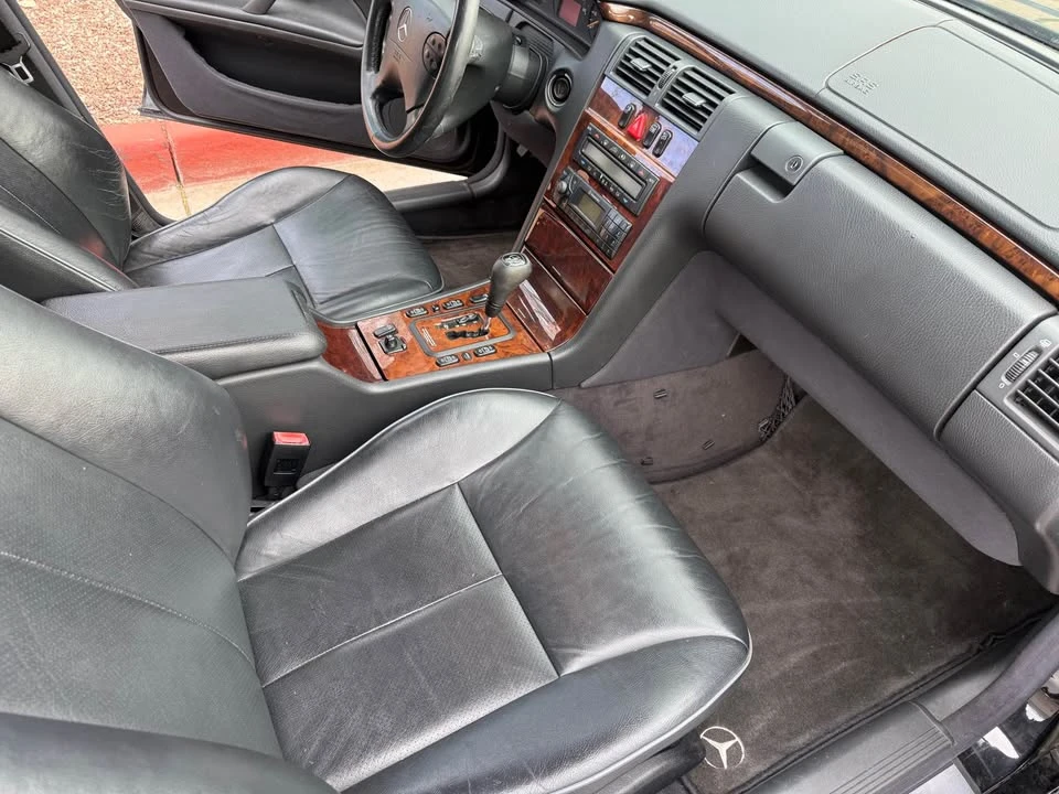 2000 Mercedes-Benz W210 E-Class - Image 8 of 15