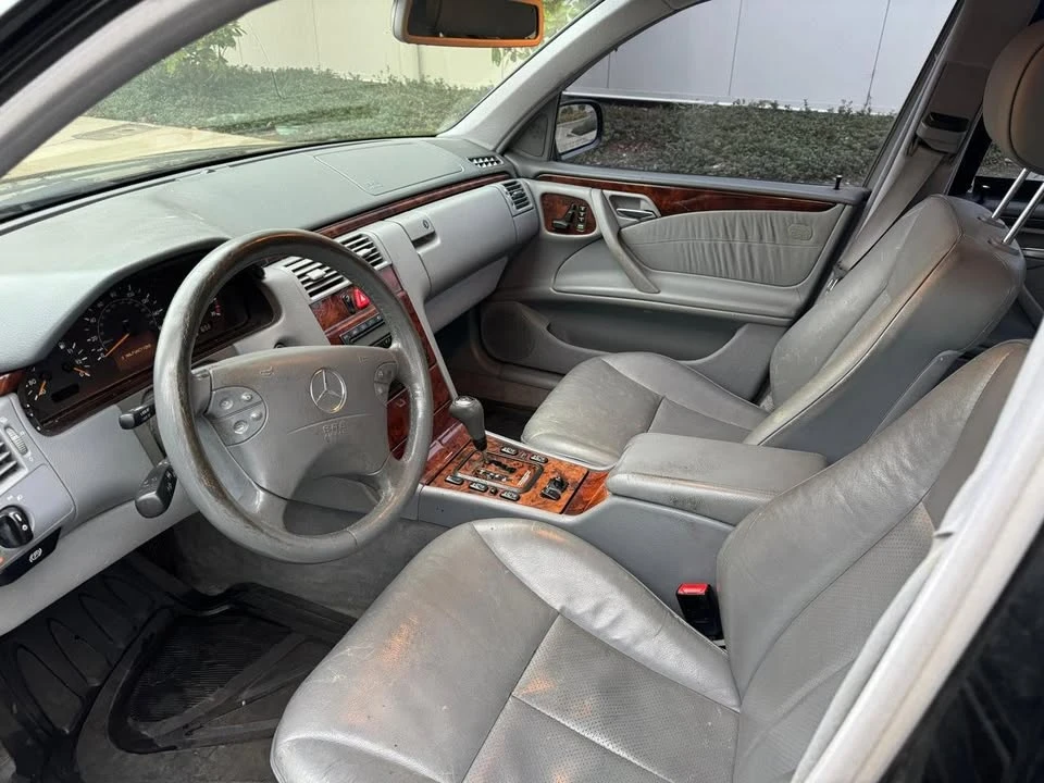 2000 Mercedes-Benz W210 E-Class - Image 8 of 13