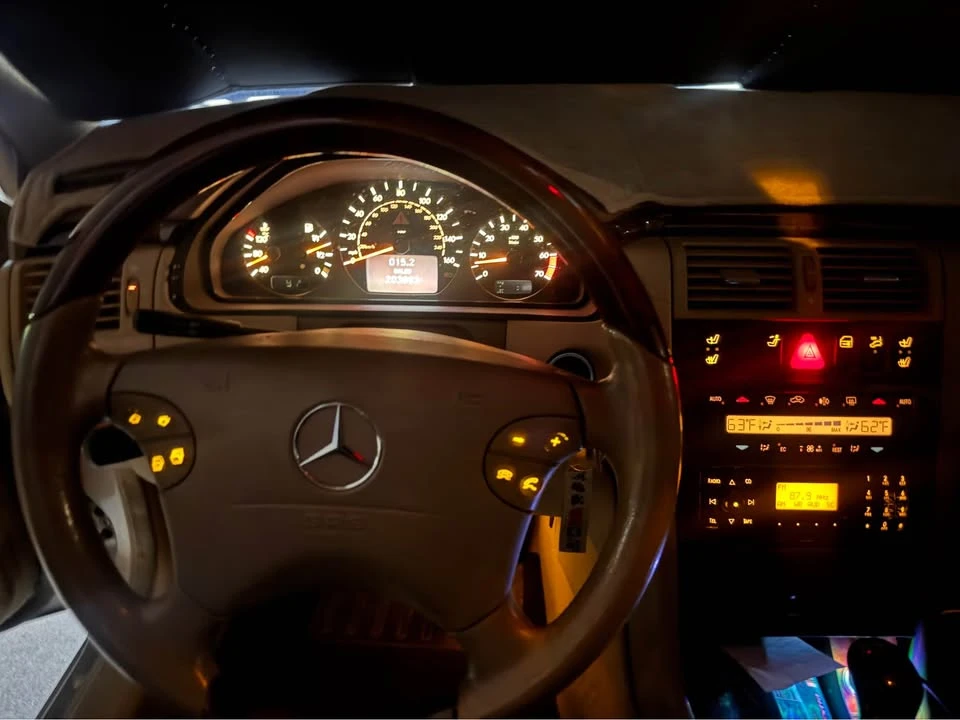 2000 Mercedes-Benz W210 E-Class - Image 2 of 3