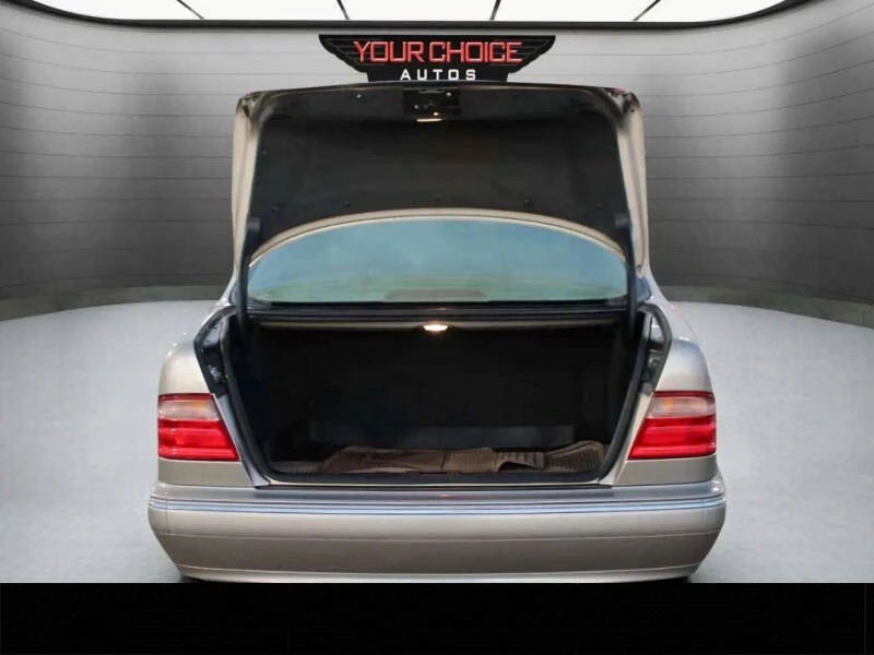 2000 Mercedes-Benz W210 E-Class - Image 10 of 19
