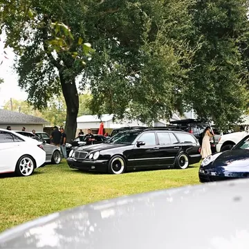 2000 Mercedes-Benz E20 Wagon