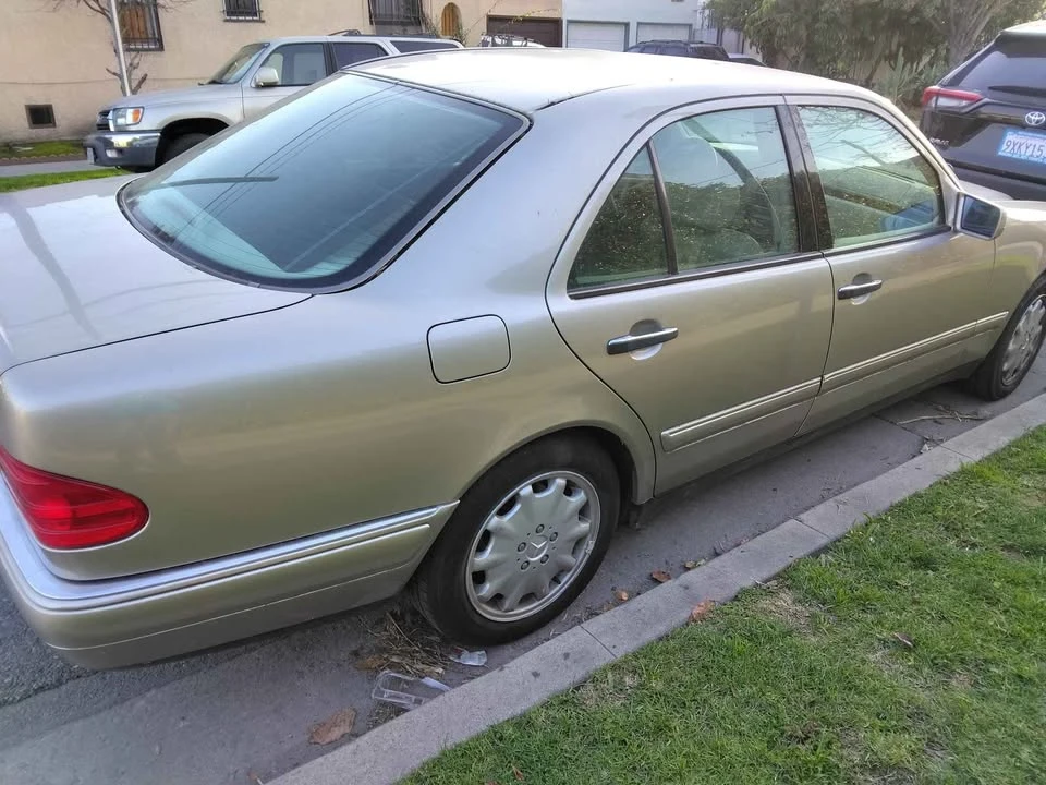 2000 Mercedes-Benz W210 E-Class - Image 3 of 9