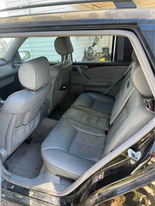 2000 Mercedes-Benz W210 E-Class - Image 4 of 7
