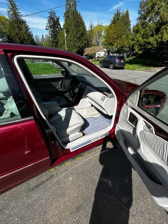 2000 Mercedes-Benz W210 E-Class - Image 11 of 13