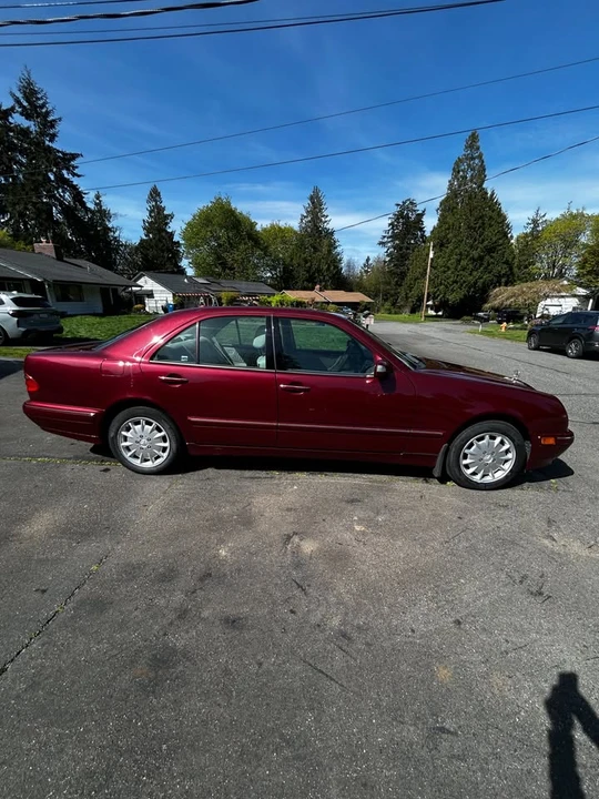 2000 Mercedes-Benz W210 E-Class - Image 2 of 13