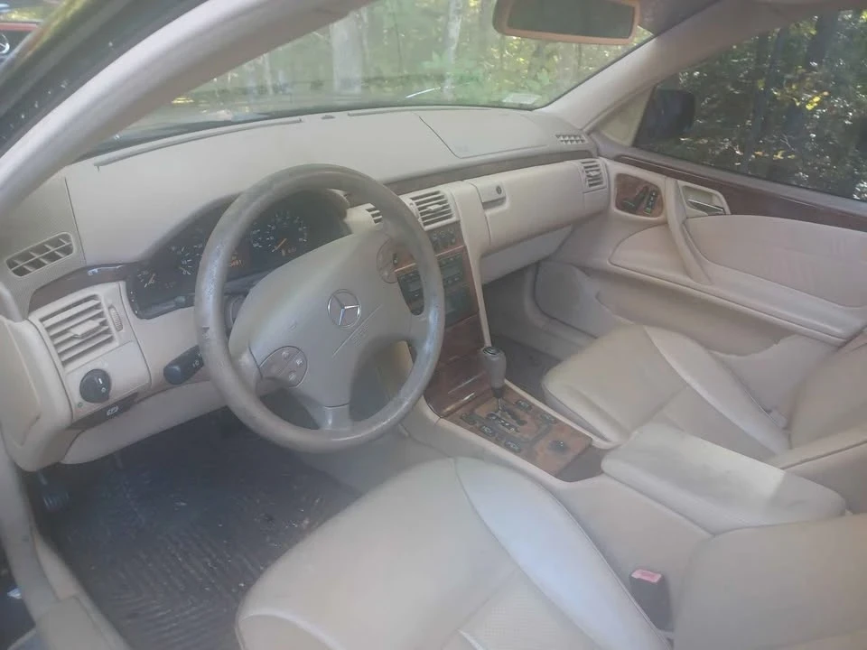 2000 Mercedes-Benz W210 E-Class - Image 8 of 13