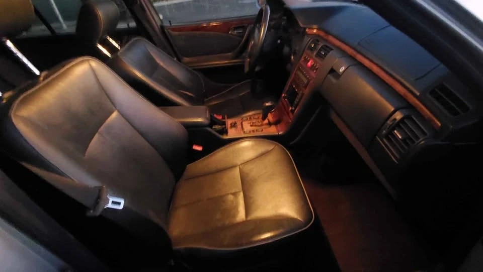 2000 Mercedes-Benz W210 E 36 & E 50 & E 55 & E 60 AMG - Image 10 of 10