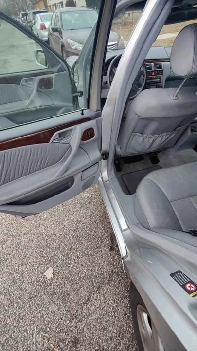 2000 Mercedes-Benz W210 E 36 & E 50 & E 55 & E 60 AMG - Image 13 of 18