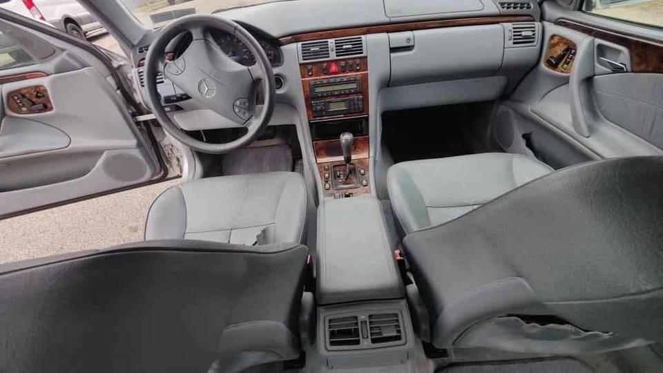 2000 Mercedes-Benz W210 E 36 & E 50 & E 55 & E 60 AMG - Image 10 of 18