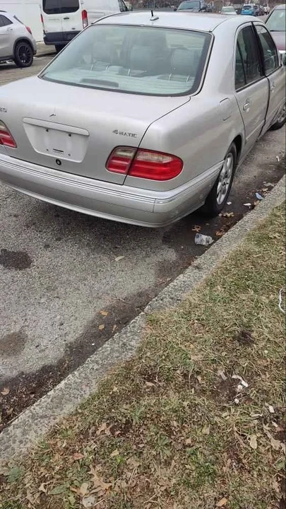 2000 Mercedes-Benz W210 E 36 & E 50 & E 55 & E 60 AMG - Image 4 of 18