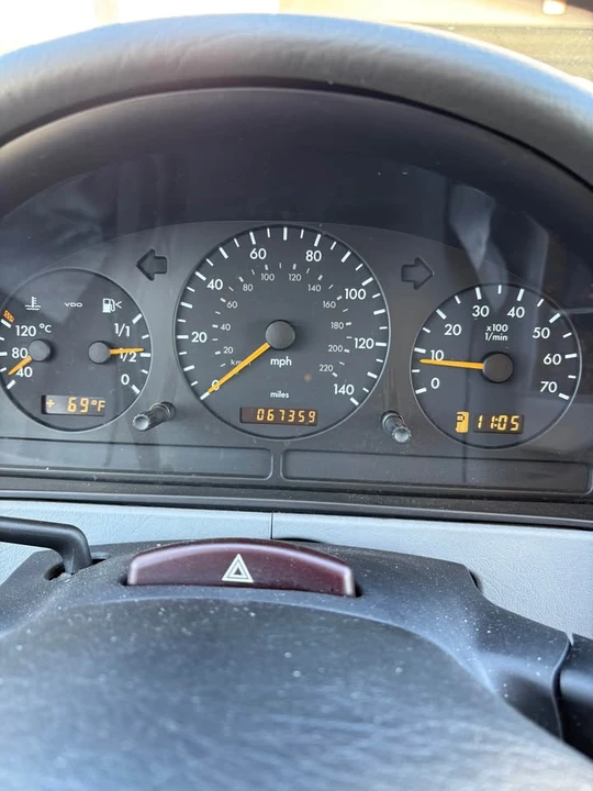 2000 Mercedes-Benz - Image 6 of 6