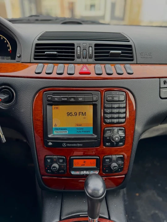 2000 Mercedes-Benz W220 S-Class - Image 17 of 20