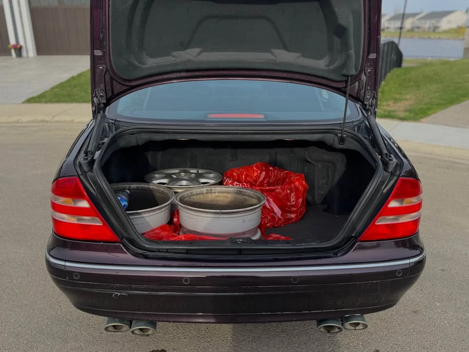 2000 Mercedes-Benz W220 S-Class - Image 8 of 20
