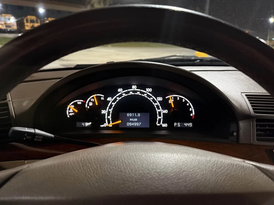 2000 Mercedes-Benz W220 S-Class - Image 9 of 20