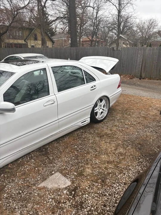 2000 Mercedes-Benz W220 S-Class - Image 4 of 5