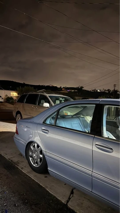 2000 Mercedes-Benz W220 S-Class - Image 4 of 7