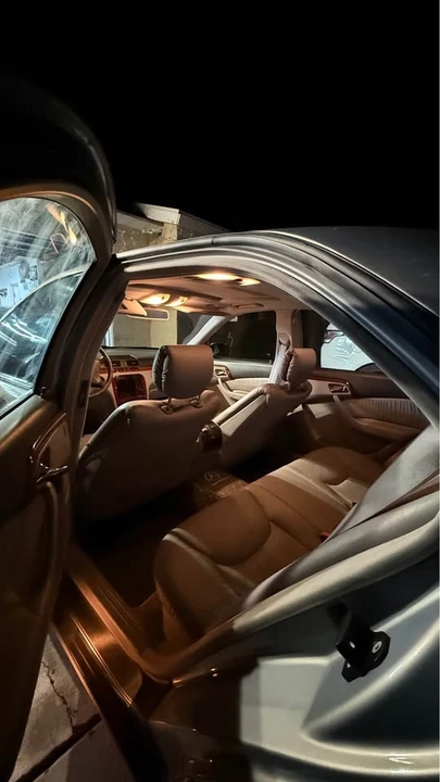 2000 Mercedes-Benz W220 S-Class - Image 6 of 7