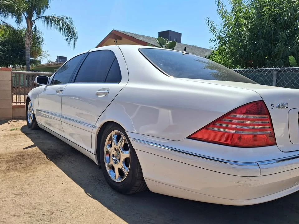 2000 Mercedes-Benz W220 S-Class - Image 9 of 11