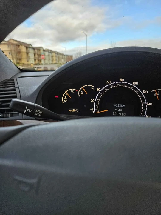 2000 Mercedes-Benz W220 S-Class - Image 2 of 10