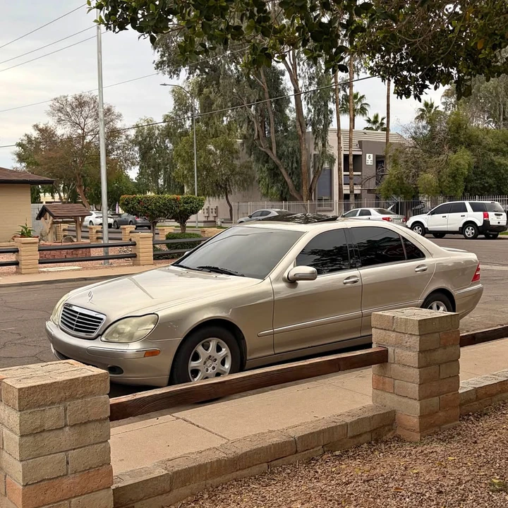 2000 Mercedes-Benz W220 S-Class - Image 2 of 5